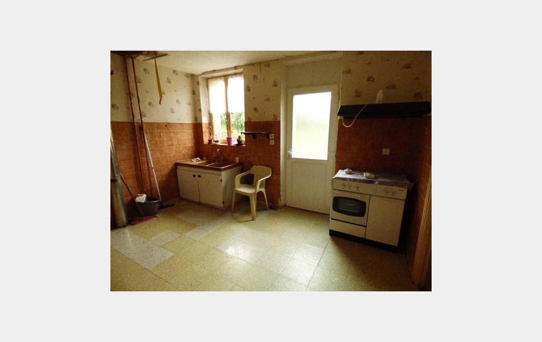 WAGNER IMMO : House | CIREY-SUR-VEZOUZE (54480) | 120 m2 | 55 000 € 